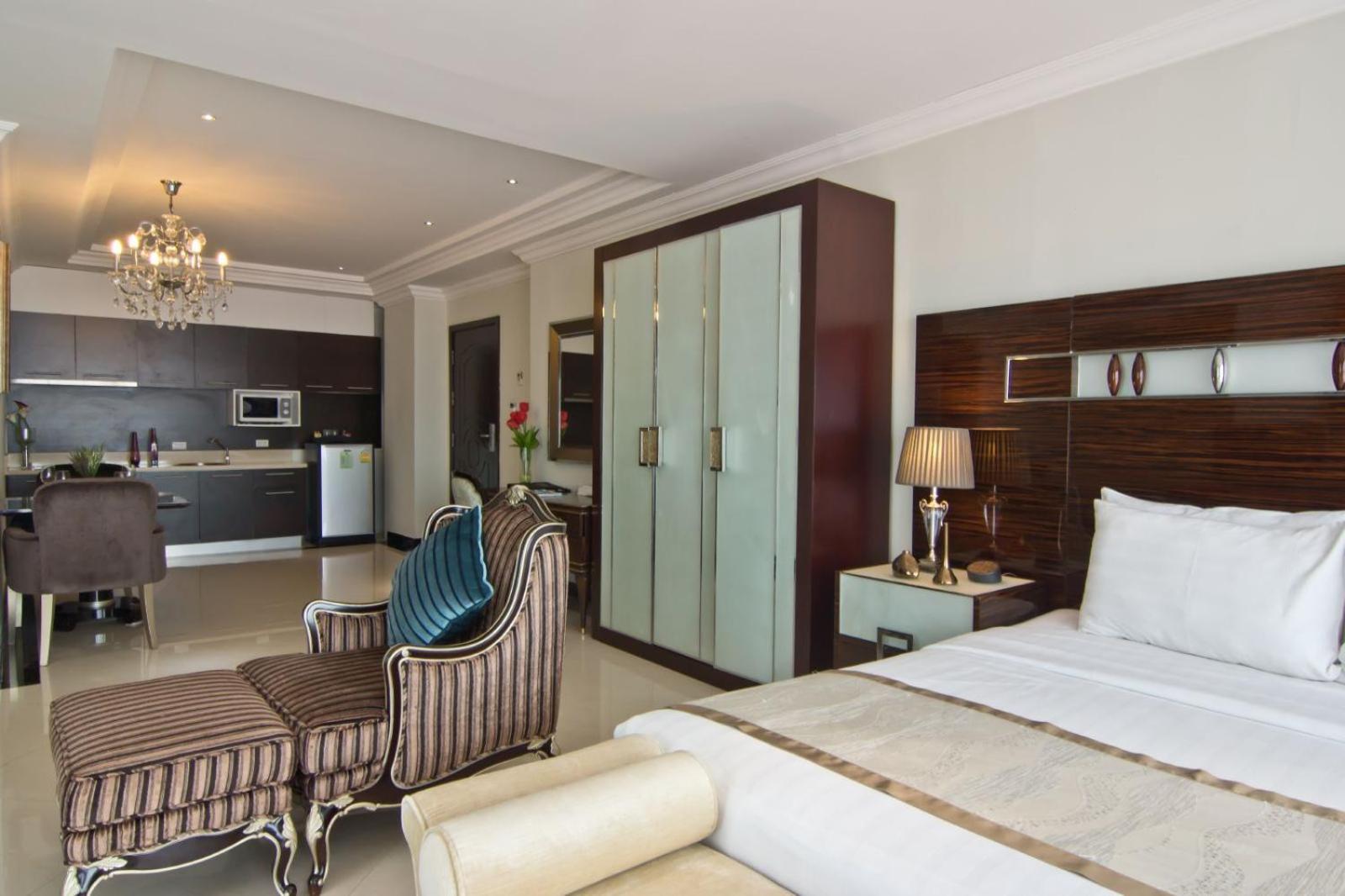 Lk Royal Wing Hotel Pattaya Bagian luar foto